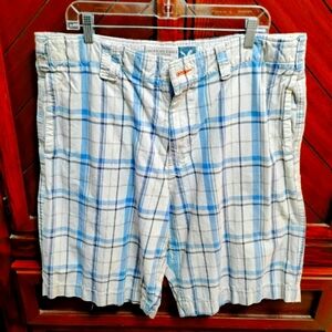 Men's American Eagle Large Plaid Print 100% Cotton Pale Blue Walking Shorts 38